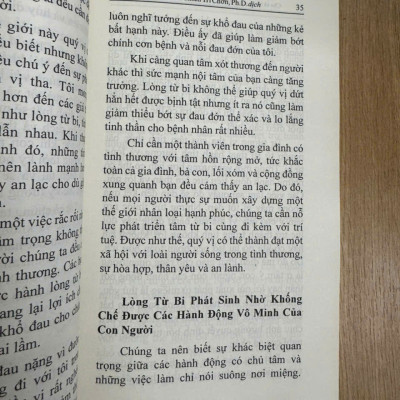 Sách - Cho Và Nhận Con Đường Thực Hành Tình Thương Và Lòng Từ Bi