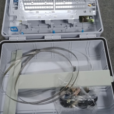 Tủ phối quang 48FO outdoor nhựa, đầy đủ phụ kiện. Hàng nhập khẩu