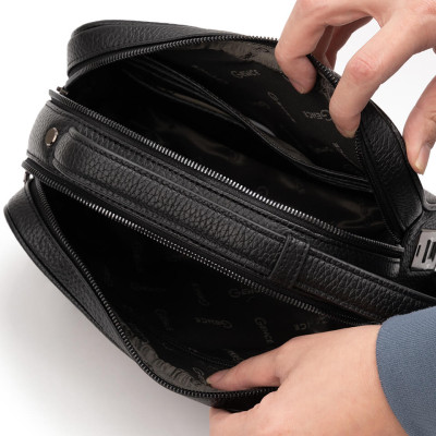 Clutch cầm tay Gence da bò vân Togo khóa vân tay RB10