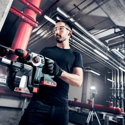 Máy Khoan Không Bụi Dùng Pin Metabo KHA 18 LTX BL 24 Quick Set ISA