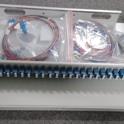 Hộp phối quang 48FO LC- Single mode, đầy đủ phụ kiện, nhập khẩu hàng chính hãng