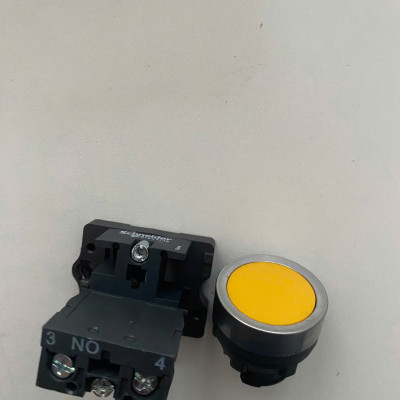 |Chính hãng | Nút nhấn giữ Schneider XA2EH051, màu vàng, tiếp điểm N/O Ø 22mm
