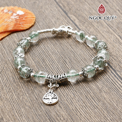 Vòng đá thạch anh ưu linh xanh phối charm cỏ 4 lá mệnh hỏa, mộc - Ngọc Quý Gemstones