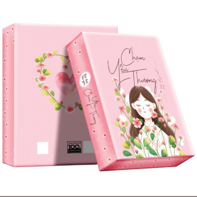 Sách - Chạm Yêu Thương