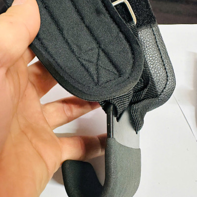 (1 ĐÔI )Quấn Cổ Tay Da Tập Xà Đơn Có Móc,Găng Tay Có Móc Nâng Tạ,móc sắt sơn tỉnh điện bọc đệm Nhám