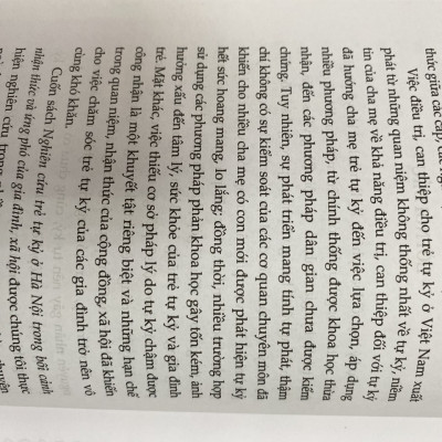 Nghiên cứu trẻ tự kỷ ở Hà Nội trong bối cảnh nhận thức và ứng phó của Gia đình, Xã hội