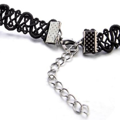 Vòng cổ choker ren đính hạt