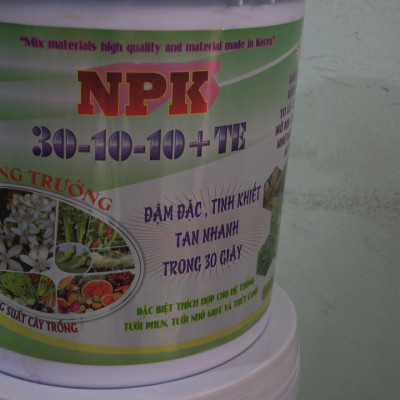 PHÂN BÓN TƯỚI PHUN , TƯỚI NHỎ GIỌT, RẢI GỐC -   NPK 30-10-10  TE , LỚN LÁ , TO LÁ, LỚN TRÁI