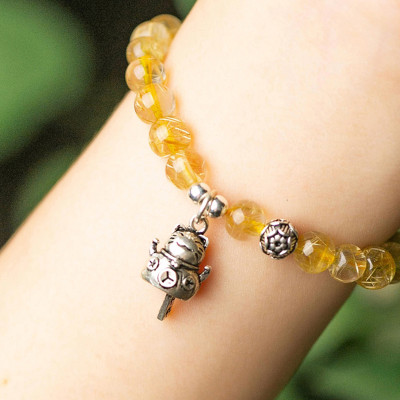 Vòng tay đá thạch anh tóc vàng charm mèo thần tài mệnh thủy, kim - Ngọc Quý Gemstones