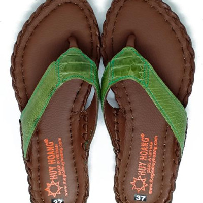 Dép nữ Huy Hoàng da đà điểu màu xanh lá HT7411