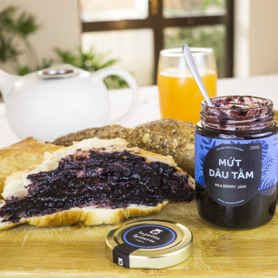 Mứt Dâu Tằm - La Petite Epicerie Saigon 220g