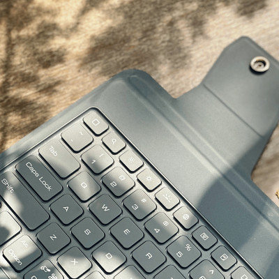 Bao da kèm Bàn Phím cho iPad Pro 11 M4 2024, iPad Pro 13 inch M4 2024, iPad Air 6 M2 11inch / Air4 / Air5 / Pro 11 inch M1-M2 hiệu Nillkin Carry Go Có Đèn Nền Tay Cầm Từ Tính Di Động/ Đèn nền 7 Màu/ Độ Sáng 4 Mức - Hàng chính hãng