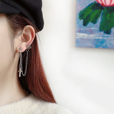 Bông tai unisex hot xuyên lục địa không thể bỏ lỡ