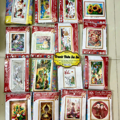 Tranh thêu kín cô gái và mèo vs8839, kích thước 50x67 cm, 11ct thêu 3 sợi