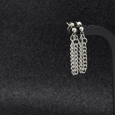 Bông tai lỗ đinh xích gấp chữ I rock punk cho nam nữ