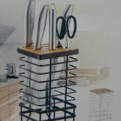 Kệ cắm dao kéo bằng thép đen mặt gỗ cao cấp