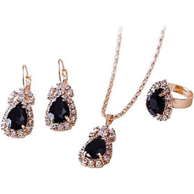 Dây chuyền, nhẫn và đôi khuyên tai đính đá hình giọt nước thiết kế ấn tượng