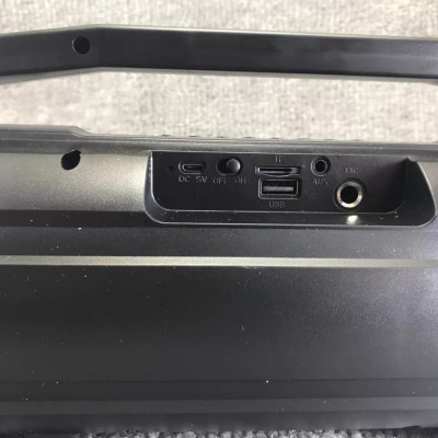 Loa Karaoke Bluetooth Xách Tay KM-S1 (Tặng Kèm 1 MIC Hát Có Dây Cắm Trực Tiếp, Bass Không Dây, Đèn Led Sống Động, Tặng kèm dây đeo điện thoại) - Hàng Nhập Khẩu