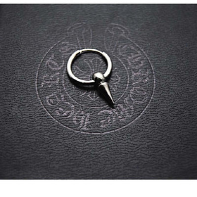 Bông tai basic một chiếc đơn giản mạnh mẽ bụi bặm