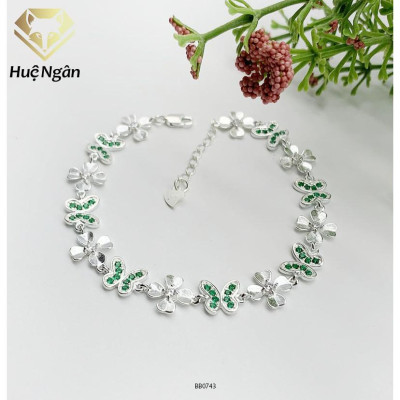 Lắc tay bạc 925 Huệ Ngân - Cỏ bốn lá và bướm xinh đá xanh BB0743