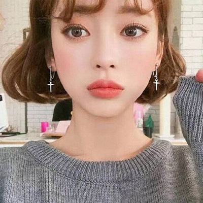 Đôi bông tai xỏ lỗ đinh xích thả thập tự hot hit