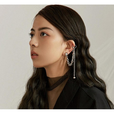 Bông tai unisex xích mắt chữ O phối titan cầu đậm chất đường phố gothic táo bạo