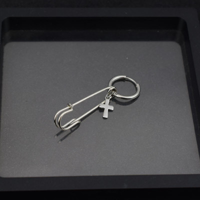 Bông tai nam thần độc lạ cool ngầu họa tiết chữ thập nhỏ