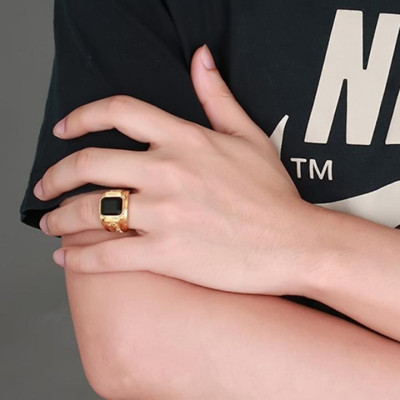 Nhẫn nam titan thời trang chạm rồng 2 bên trangsucpt đá xanh lá màu mạ vàng thép không gỉ PTNNA253