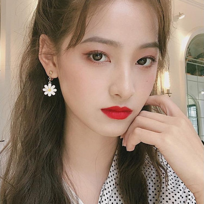 Bông tai hoa cúc họa mi