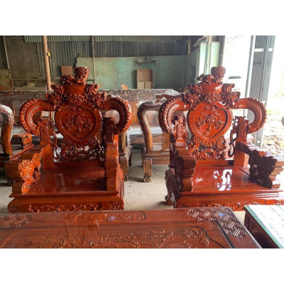 bộ bàn ghế phòng khách rồng khuỳnh gỗ xà cừ tay 12
