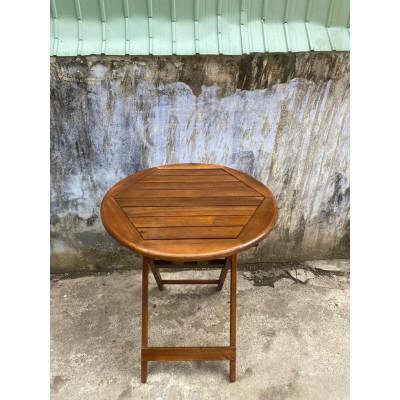 Bàn tròn gỗ
