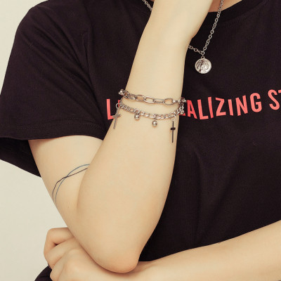 Lắc tay thời trang nữ chữ thập sành điệu