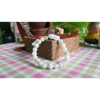 Vòng tay ngọc cẩm thạch