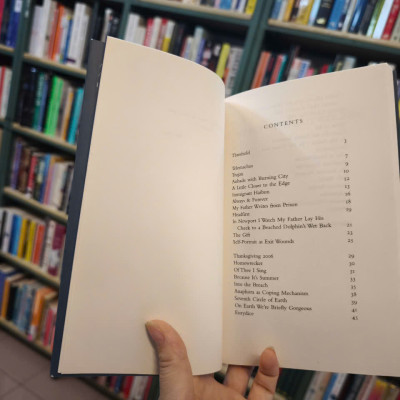 Sách - Night Sky with Exit Wounds by Ocean Vuong - Poetry / Fiction in English