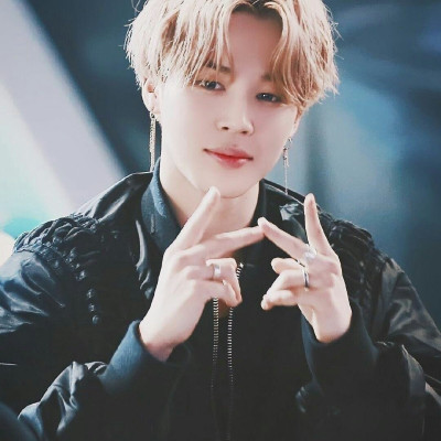 Đôi bông tai unisex BTS cá tính hiện đại