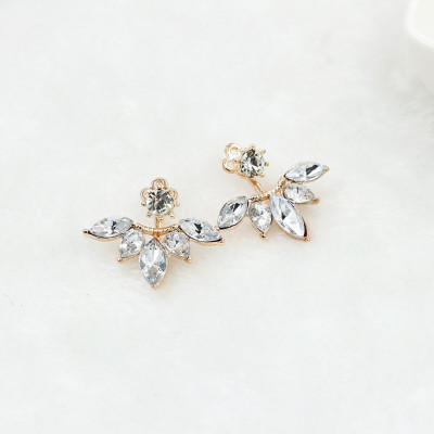 Bông tai nữ lá phong đính đá nữ tính