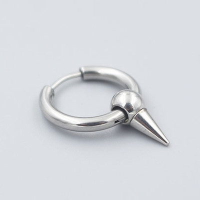 Bông tai basic một chiếc đơn giản mạnh mẽ bụi bặm