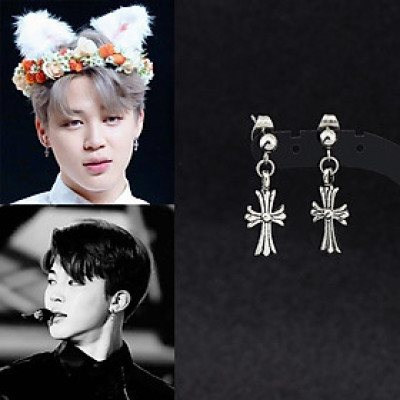 Bông tai thập tự thiết kế cách điệu unisex độc lạ 1 đôi