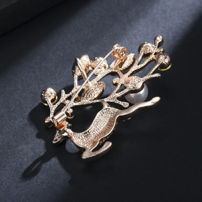 Cài áo thời trang hình hươu đính ngọc trai cao cấp, cài áo nữ sang trọng, cài áo dự tiệc, cài áo thời trang, cài áo nam nữ thời trang