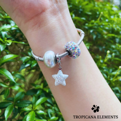 Vòng Tay Tropicana Phối Charm Swarovski Pha Lê Ngôi Sao May Mắn Ngọc Trai Trắng