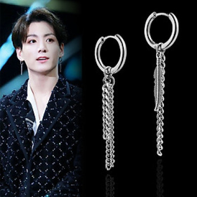 Đôi bông tai idol đẳng cấp thời thượng thiết kế khác biệt