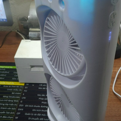 Quạt điều hòa tích điện phun sương để bàn 2 tầng xoay tự động 360 độ dung lượng pin 6000MAH cao cấp