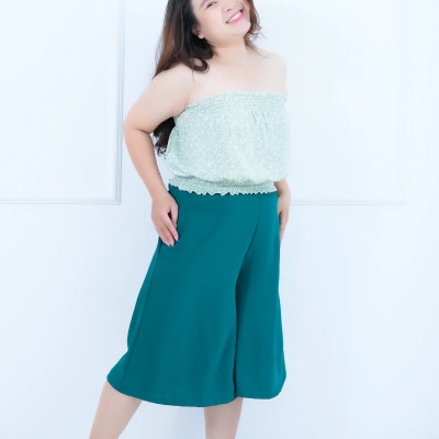 Đồ Bộ Mặc Nhà LMcation - Áo ống Carol màu hoa nhí xanh cốm & Quần váy lửng Vera màu xanh lá cây