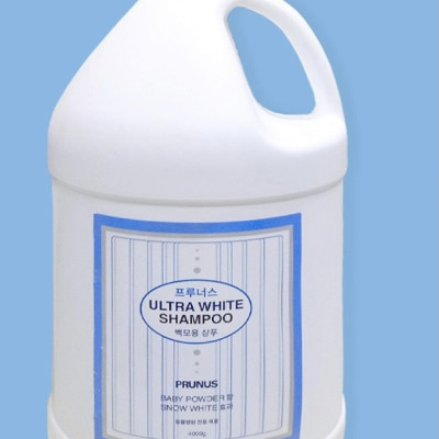 Sữa Tắm Siêu Trắng Lông Chó Mèo Prunus Ultra White Can 4 Lít
