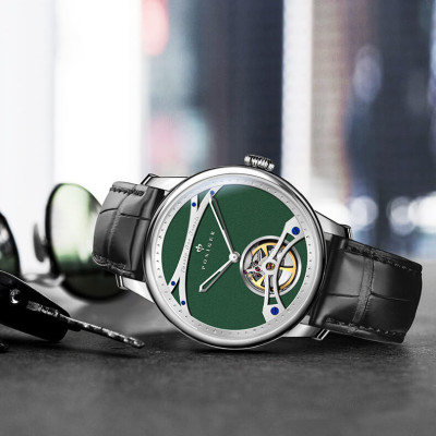 Đồng hồ nam Poniger P819-3 Chính hãng ,Kính sapphire nguyên khối ,chống xước,chống nước 50m,mặt xanh lá cây vỏ trắng dây da nâu ( đen) xịn,vỏ máy thép không gỉ 316L,Đồng hồ cơ (Automatic) bảo hành 24 tháng, hàng mới 100%,thiết kế trẻ trung và sang trọng