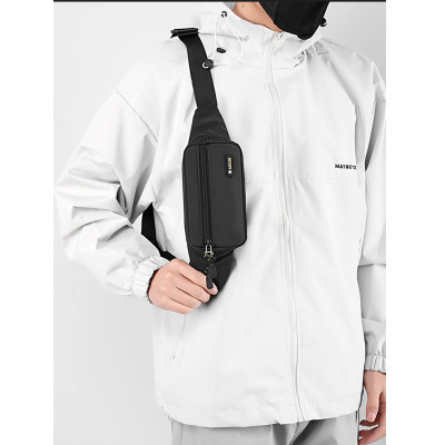 Túi đeo chéo nam phong cách mới  - BEE GEE DCN9422