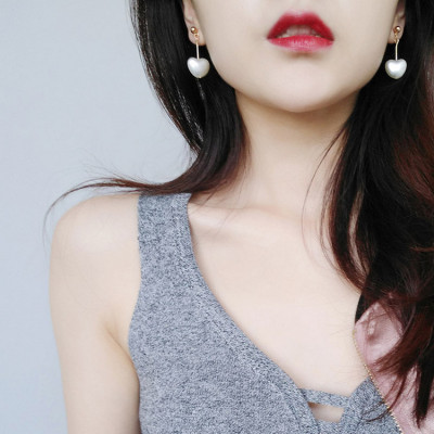 Bông tai trái tim abs đơn giản sang chảnh