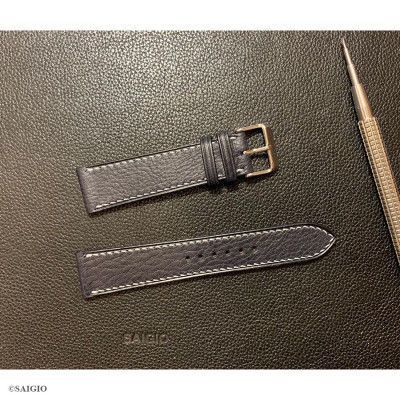 Dây Đồng Hồ Da Bò Cao Cấp, Kiểu Dáng Cổ Điển - Phẳng Mỏng - Chỉ Trắng, Mặt Lót Chống Thấm Mồ Hôi, Tích Hợp Lớp Gia Cố Chống Giãn Đặc Biệt, Phụ Kiện Khóa và Chốt Bằng Thép Không Gỉ 316L - Hàng Chính Hãng SAIGIO