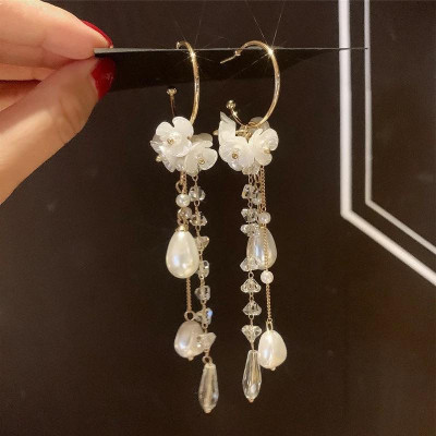 Earrings đeo tai thời trang phong cách vintage