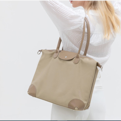 Túi xách túi đeo vai nữ thời trang cao cấp phong cách mới